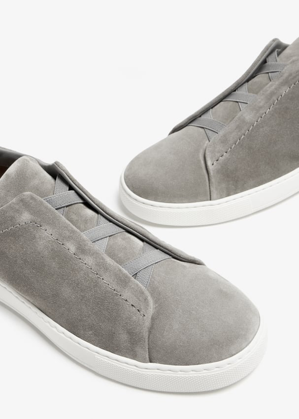 Altes Geld Wildleder Sneakers